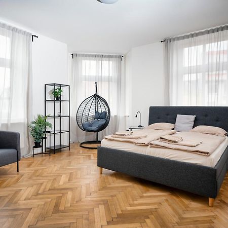 Apartman Namesti Frantiska Krizika Tábor Exterior foto